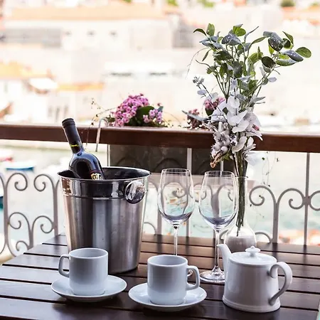 Cativla Apartman *